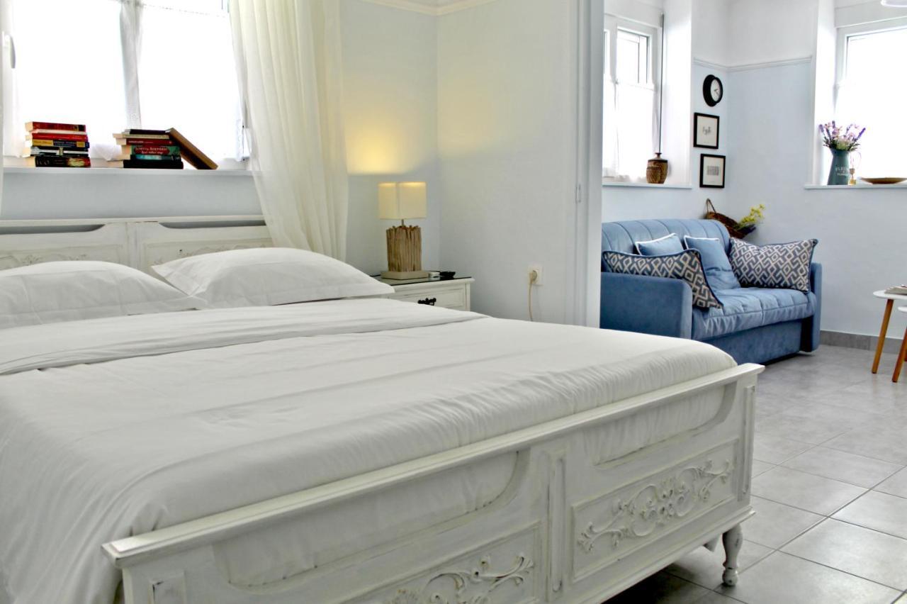 Апартаменти By The Acropolis, In The Heart Of Plaka! Афіни Екстер'єр фото
